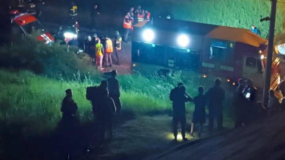 রাশিয়ায় যাত্রীবাহী ট্রেন লাইনচ্যুত হয়ে নিহত ৭