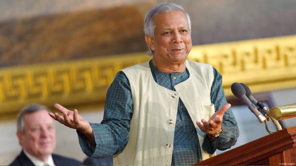 আজ কিংস চার্লস হারমনি অ্যাওয়ার্ড গ্রহণ করবেন প্রধান উপদেষ্টা