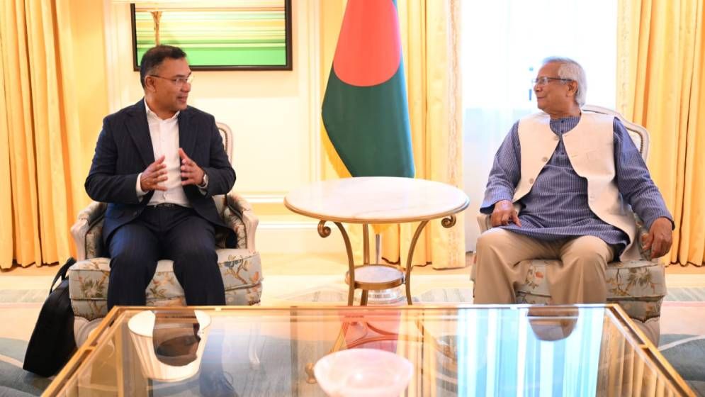 প্রধান উপদেষ্টা-তারেক জিয়া বৈঠক শুরু