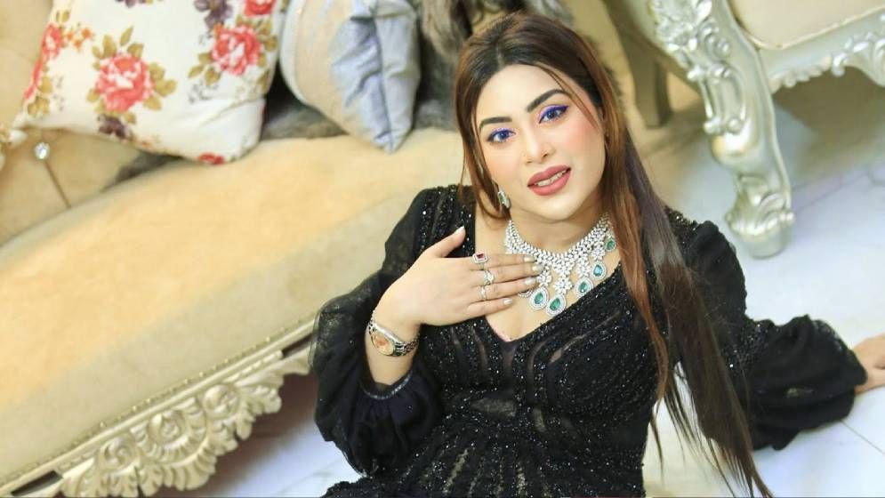 ১২৭ জনের বিরুদ্ধে আইনি পদক্ষেপের হুঁশিয়ারি মিষ্টি জান্নাতের