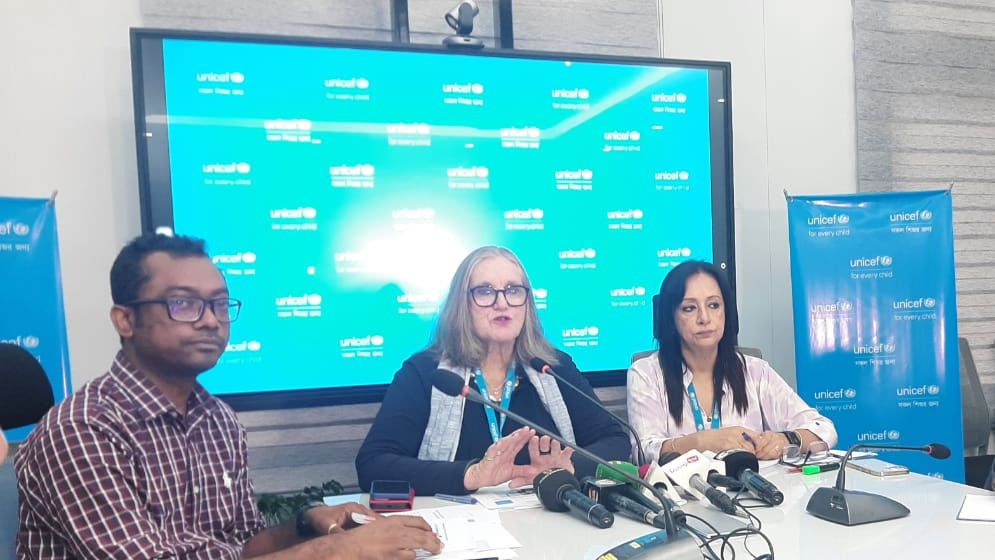 তহবিল সংকটে রোহিঙ্গা ক্যাম্পের ২ লাখ ৩০ হাজার শিশু শিক্ষা ঝুঁকিতে  : ইউনিসেফ