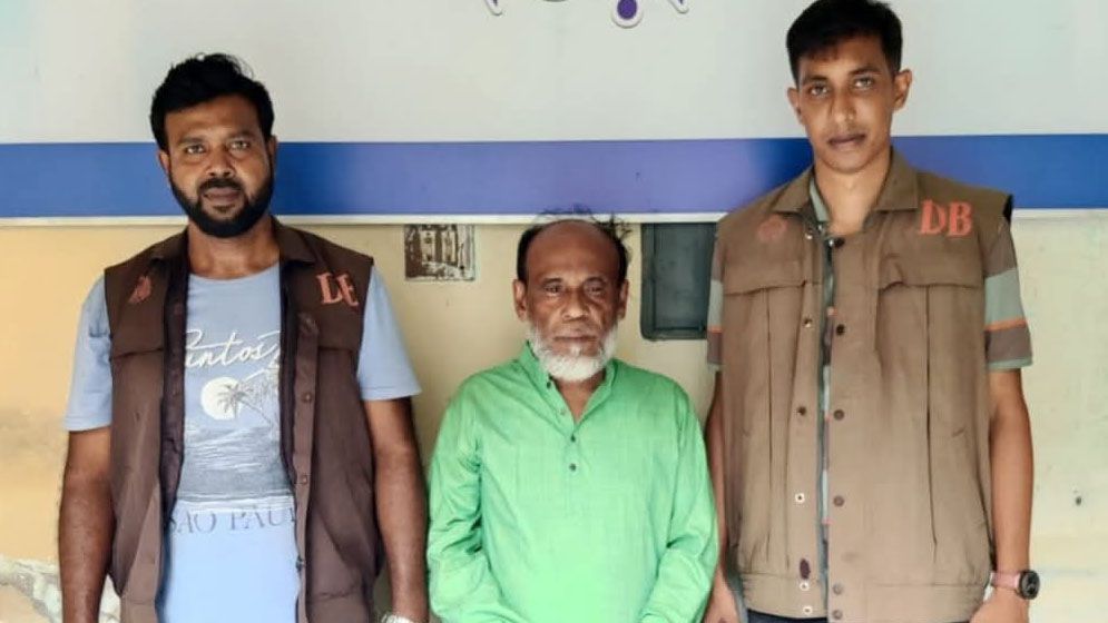 বগুড়ায় পৌর আওয়ামী লীগের সভাপতি গ্রেপ্তার