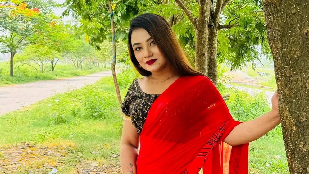 মৃত্যুর সঙ্গে হেরে না ফেরার দেশে চিত্রনায়িকা তানিন সুবাহ