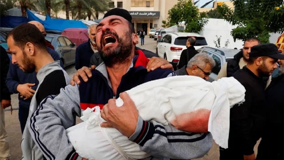 গাজায় ইসরায়েলি হামলায় একদিনে আরও ৭২ ফিলিস্তিনি নিহত