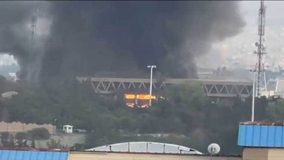 তেলের দাম বাড়ায় বাংলাদেশের অর্থনীতি হুমকিতে