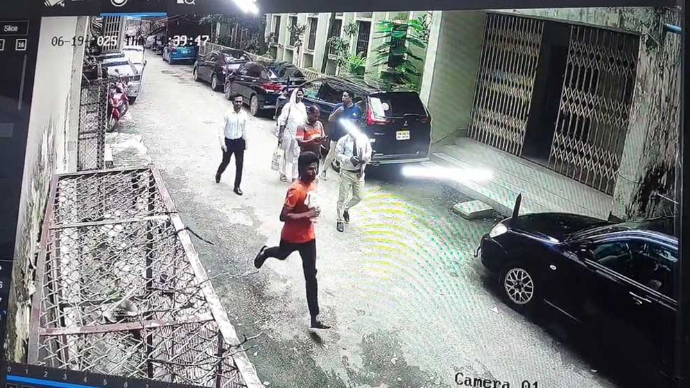 আদালত থেকে পালাল স্কুলছাত্র জিসান হত্যার আসামি