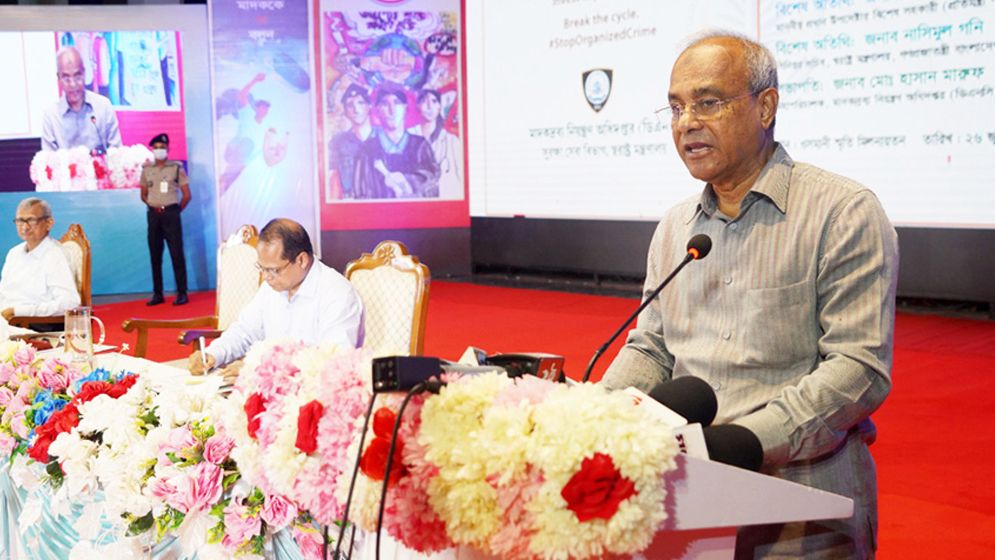 মাদকের ভয়াবহ আগ্রাসনে দেশের উন্নয়ন বাধাগ্রস্ত হচ্ছে : স্বরাষ্ট্র উপদেষ্টা