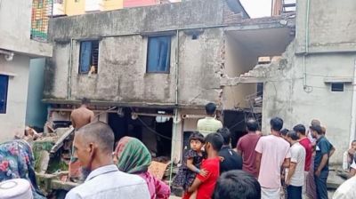 আশুলিয়ায় গ্যাসের সিলিন্ডার বিস্ফোরণ, মা-ছেলে দগ্ধ