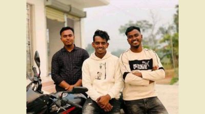 নরসিংদীতে বাস-মোটরসাইকেলের মুখোমুখি সংঘর্ষে তিন বন্ধু নিহত