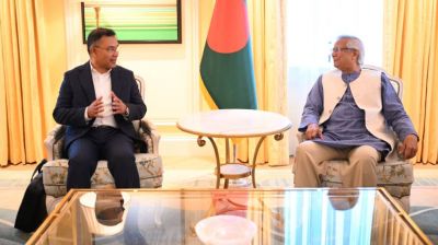 প্রধান উপদেষ্টা-তারেক জিয়া বৈঠক শুরু