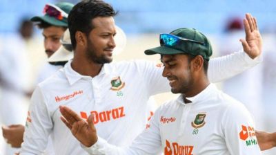 সাকিবের সঙ্গে বাংলাদেশ ক্রিকেট নিয়ে যে কথা হলো মিরাজের