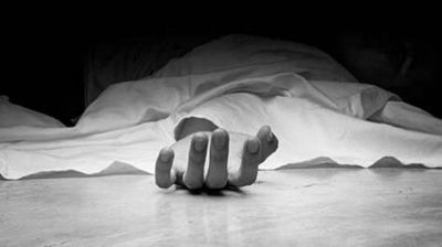 ‘তোমাকে মুক্তি দিলাম’-স্বামীর মোবাইলে ম্যাসেজ পাঠিয়ে বগুড়ায় গৃহবধূর আত্মহত্যা