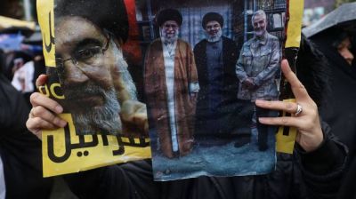 খামেনিকে হত্যা করলে ইসরায়েলের সঙ্গে যুদ্ধে জড়াবে হিজবুল্লাহ