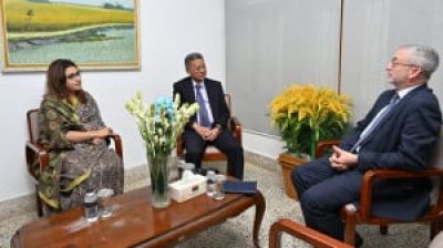 ইইউ রাষ্ট্রদূতের সঙ্গে বৈঠক : ফেব্রুয়ারিতে নির্বাচন নিয়ে আমির খসরুর স্বস্তি প্রকাশ