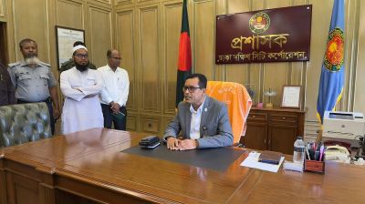 ৪৩ দিন পর নগর ভবনে ফিরলেন ডিএসসিসি প্রশাসক