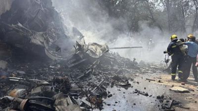 বিমান বিধ্বস্তের ঘটনায় বিবৃতি দিল নির্মাতা প্রতিষ্ঠান