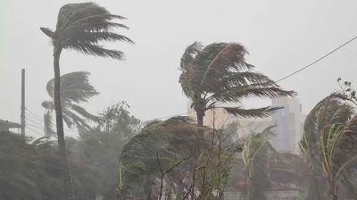 ৮ জেলায় ৬০ কিমি বেগে ঝড় ও বজ্রসহ বৃষ্টির পূর্বাভাস