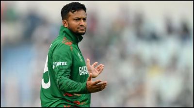 সাকিব আল হাসানসহ ১৫ জনের দেশত্যাগে নিষেধাজ্ঞা