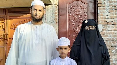 নানির কাছে পড়ে ৯ মাসে কুরআনের হাফেজ শিশু মুহাম্মাদ