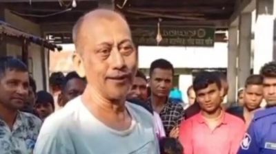 মাজারে গাছের নিচে গামছা পরে সমু চৌধুরী, ঘটনাস্থলে সেনাবাহিনী