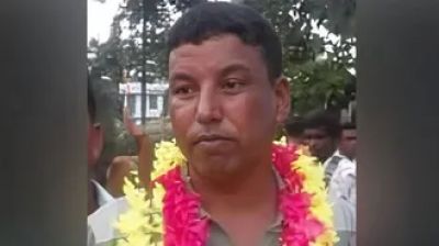 মধ্যরাতে ডেকে নিয়ে ইউপি সদস্যকে কুপিয়ে হত্যা