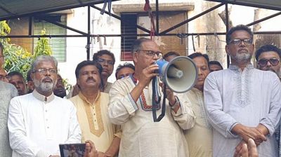 নির্বাচন ডিসেম্বরে হওয়া যুক্তিযুক্ত, প্রয়োজনে জানুয়ারিতে: দুদু