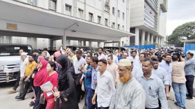 সচিবালয়ে ফের কর্মচারীদের বিক্ষোভ