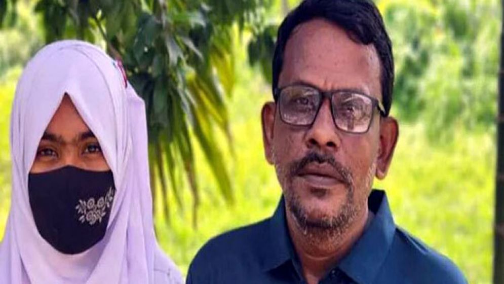 এবার বাবা-মেয়ে এইচএসসি জয়ের পথে