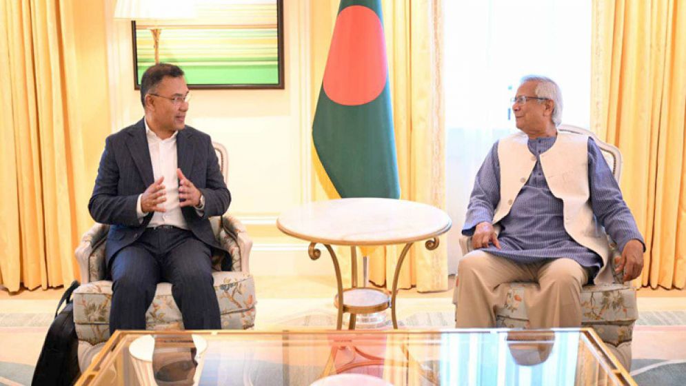 ড. ইউনূস ও তারেক রহমানের মধ্যে একান্ত বৈঠক শেষ