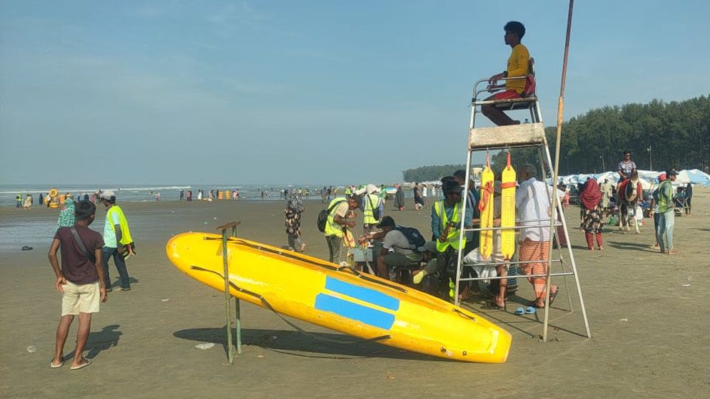 কক্সবাজার সমুদ্র সৈকত :‘গুপ্তখালে’বাড়ছে মৃত্যু