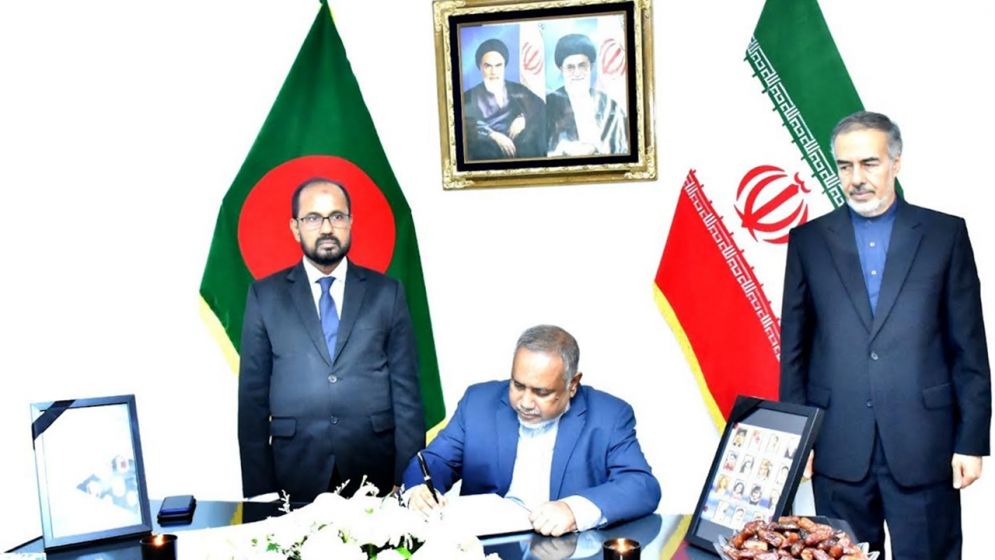 ইরান দূতাবাসে শোক বইয়ে জামায়াতের স্বাক্ষর, আগ্রাসনের নিন্দা