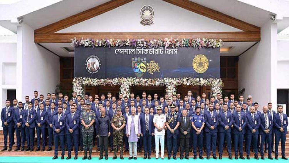 এসএসএফকে পেশাদারত্বের সঙ্গে কাজ করার আহ্বান প্রধান উপদেষ্টার