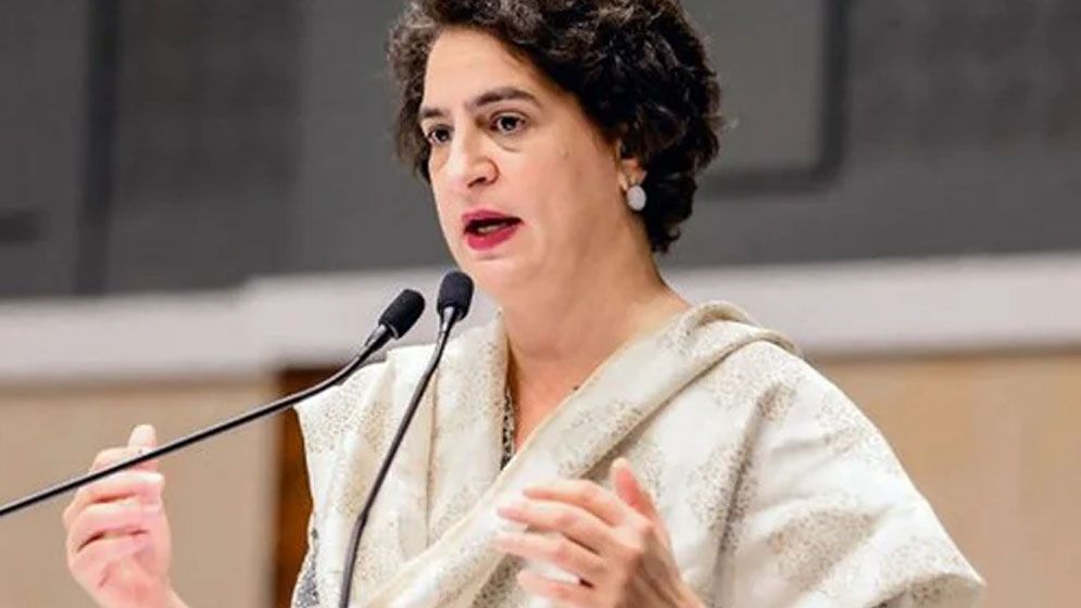 হামলায় শুধু  সমর্থন নয়, উৎসাহও দিচ্ছে ভারত : প্রিয়াঙ্কা গান্ধী