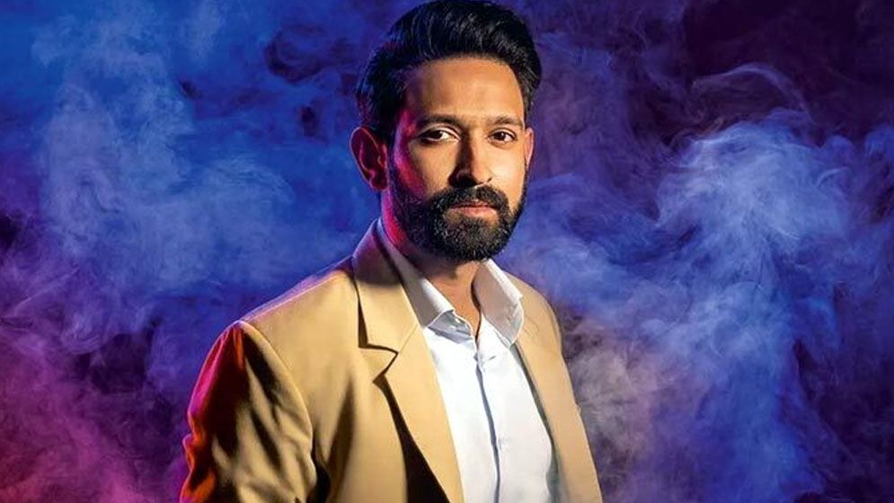 প্লেন দুর্ঘটনায় বন্ধু হারিয়ে বাকরুদ্ধ বলিউড অভিনেতা বিক্রান্ত