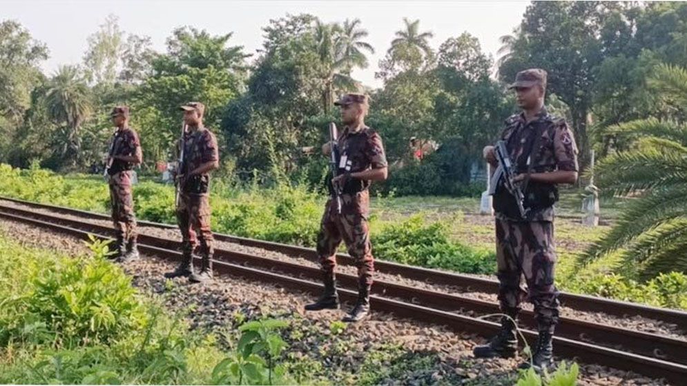 চামড়া পাচাররোধে সতর্ক বিজিবি