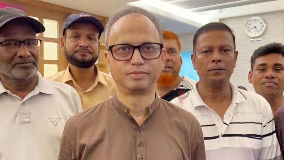 দেশে নির্বাচিত সরকার না থাকায় বিনিয়োগকারীরা অনিশ্চয়তায় :বাবু