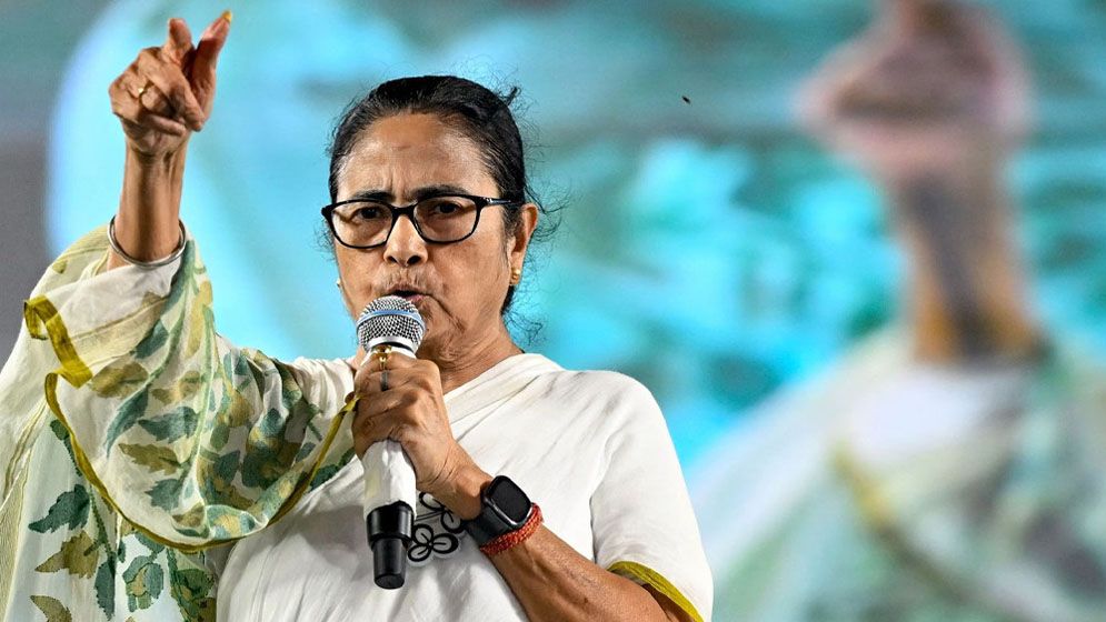 বাংলা বললেই বাংলায় পাঠিয়ে দেওয়া হচ্ছে : মমতা