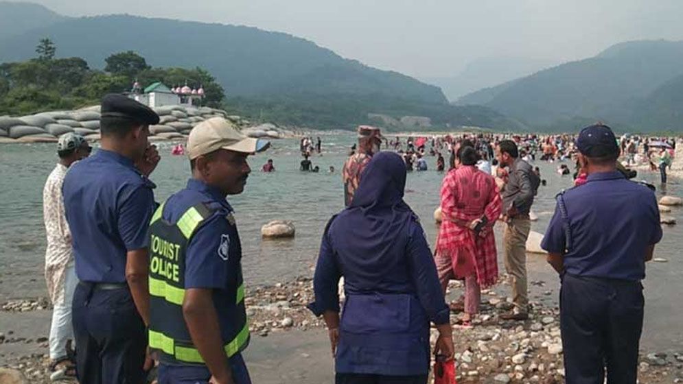 সিলেটের সাদাপাথর পর্যটনকেন্দ্রে পানিতে ডুবে কিশোরের মৃত্যু