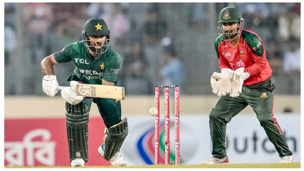 ‘ফখর ভুল বার্তা দিয়েছে ব্যাটিংয়ে’, কেন বললেন পাকিস্তান কোচ