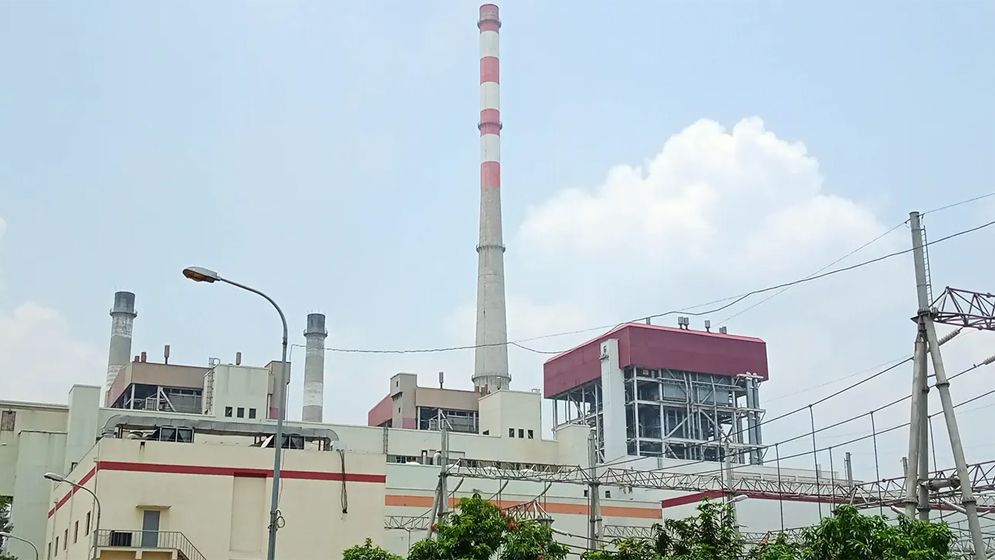 বড়পুকুরিয়া তাপবিদ্যুৎ কেন্দ্রে উৎপাদন পুরোপুরি বন্ধ, ৮ জেলা বিদ্যুৎহীন!