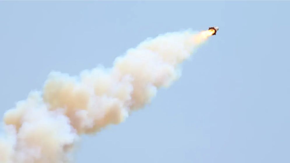 ইরাক বিমানবন্দরে রকেট হামলায় আহত ২