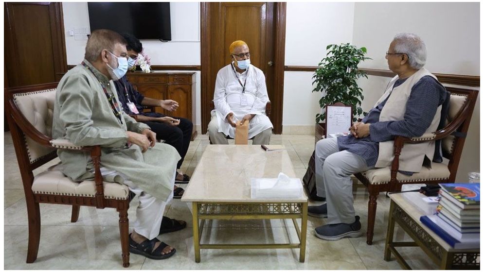 ১৫ বছরে আওয়ামী সন্ত্রাসে নিহতদের তালিকা প্রস্তুতের নির্দেশ প্রধান উপদেষ্টার