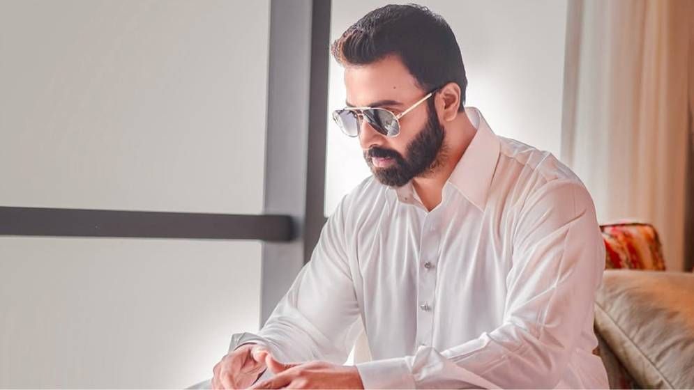 বিমান বিধ্বস্ত: হতাহতের ঘটনায় শাকিব খানের শোক প্রকাশ