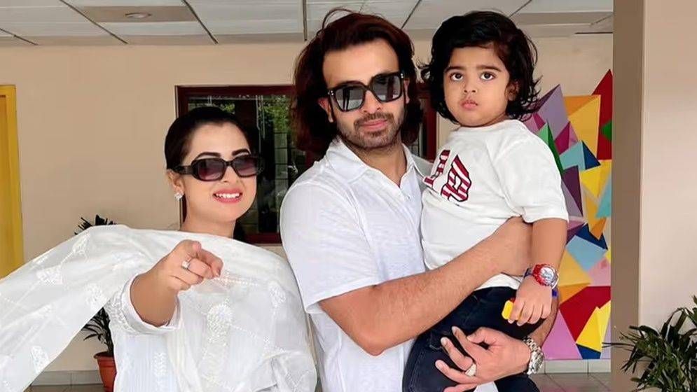 যুক্তরাষ্ট্রে ছেলেকে নিয়ে সময় কাটাবেন শাকিব-বুবলী