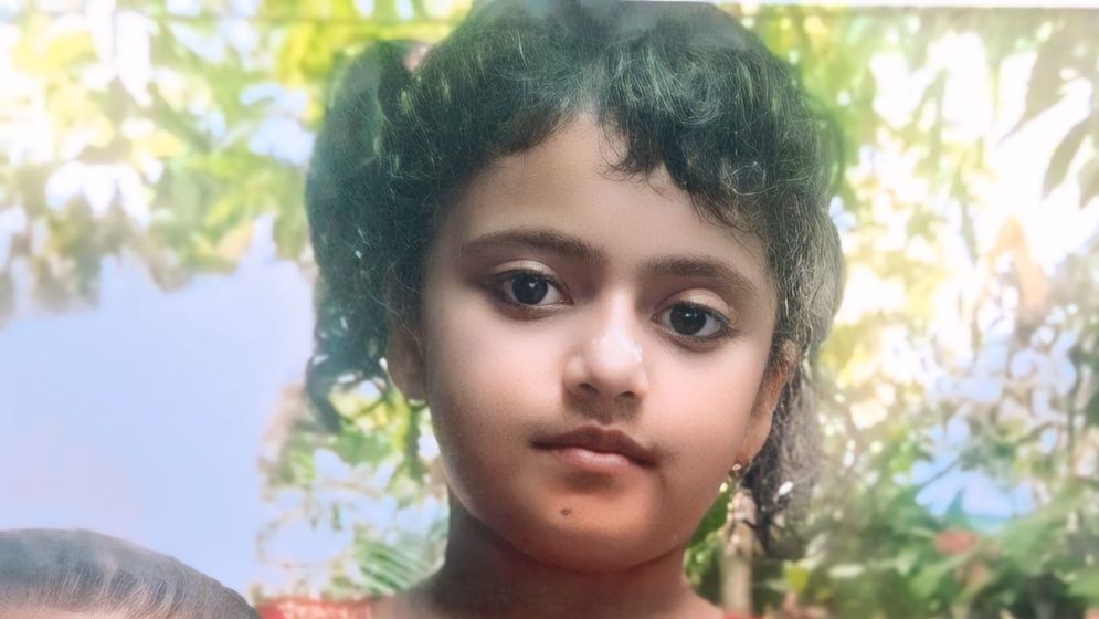 নিখোঁজ সন্তানের জন্য বাবা-মায়ের আর্তনাদ