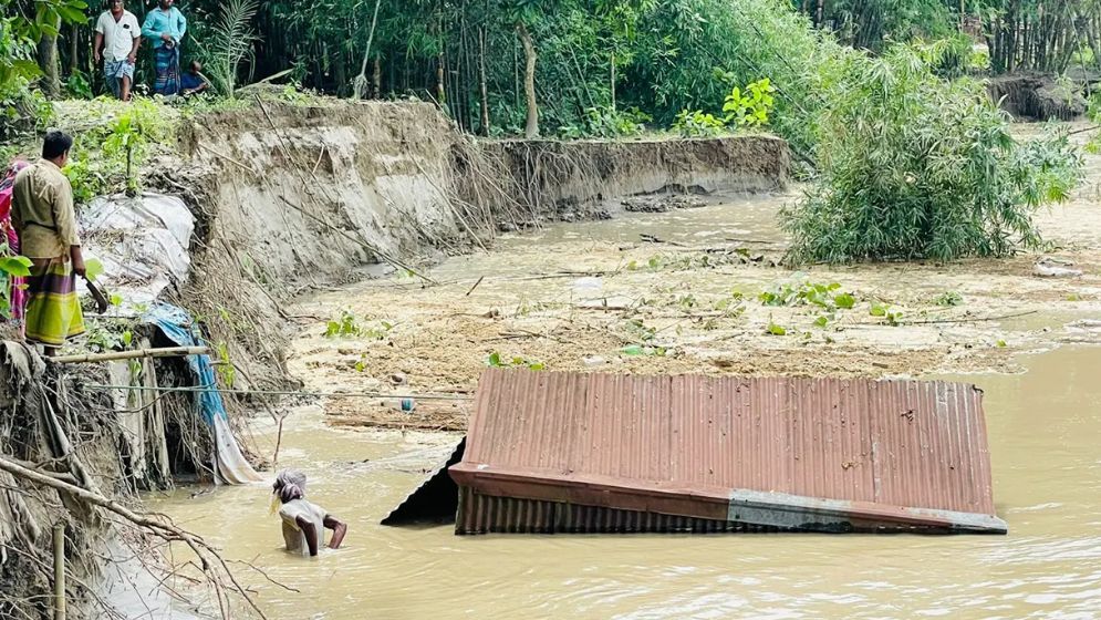 পদ্মা সেতুর জাজিরা প্রান্তে ফের ভয়াবহ ভাঙন