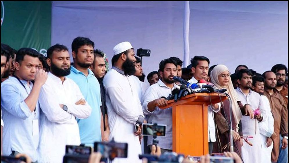 পুশইন করতে হলে আওয়ামী লীগের সন্ত্রাসীদের করুন : নাহিদ