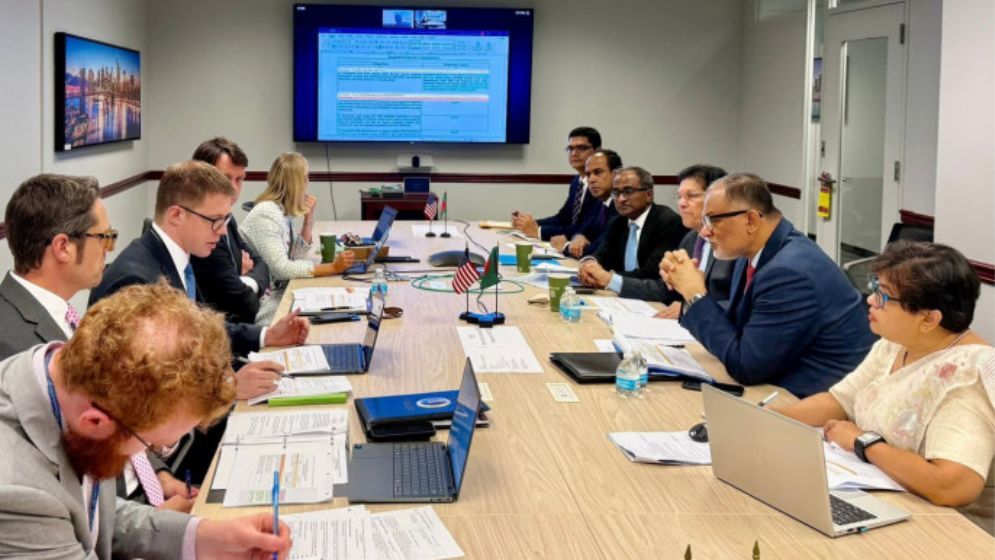 বাণিজ্য সচিবের আশা বাংলাদেশের শুল্ক কমবে