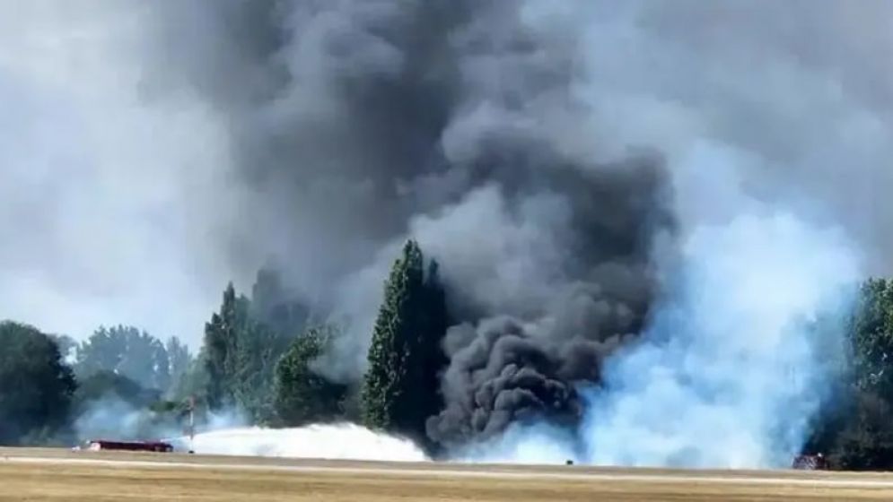 উড্ডয়নের পরই যুক্তরাজ্যে বিধ্বস্ত হয় বিমান