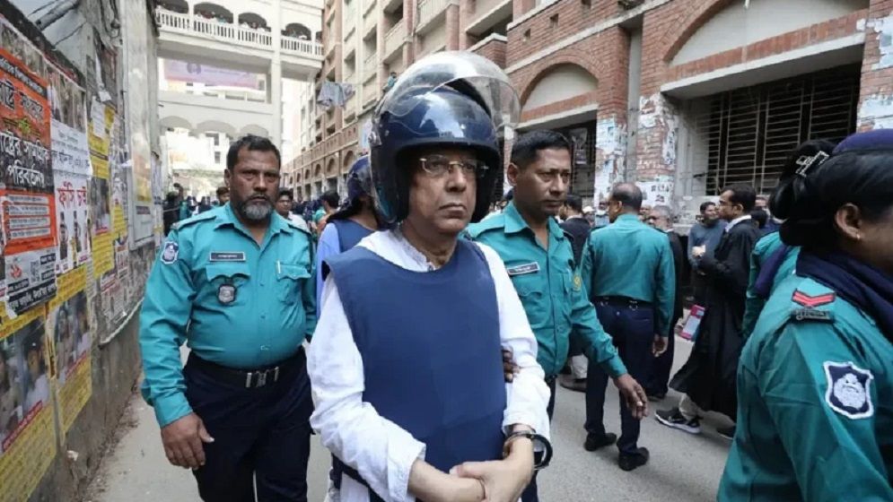 অবৈধ অস্ত্র মামলায় সাবেক আইনমন্ত্রী আনিসুল হক ২ দিনের রিমান্ডে